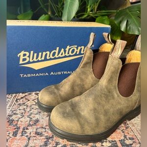 Blundstone 585 Rustic Brown size 5.5